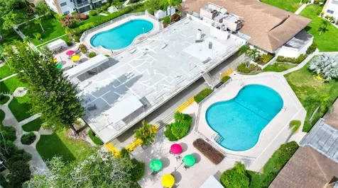 16790 NE 14th Avenue Miami FL 33162