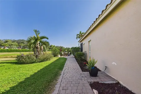 338 NW Treeline Trace Port St. Lucie FL 34986