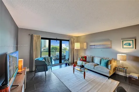 1201 S Ocean Drive Hollywood FL 33019