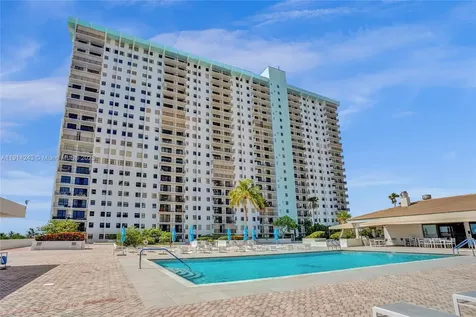1201 S Ocean Drive Hollywood FL 33019