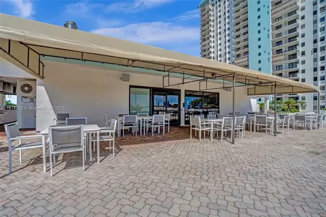 1201 S Ocean Drive Hollywood FL 33019