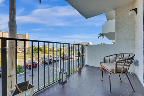 1201 S Ocean Drive Hollywood FL 33019