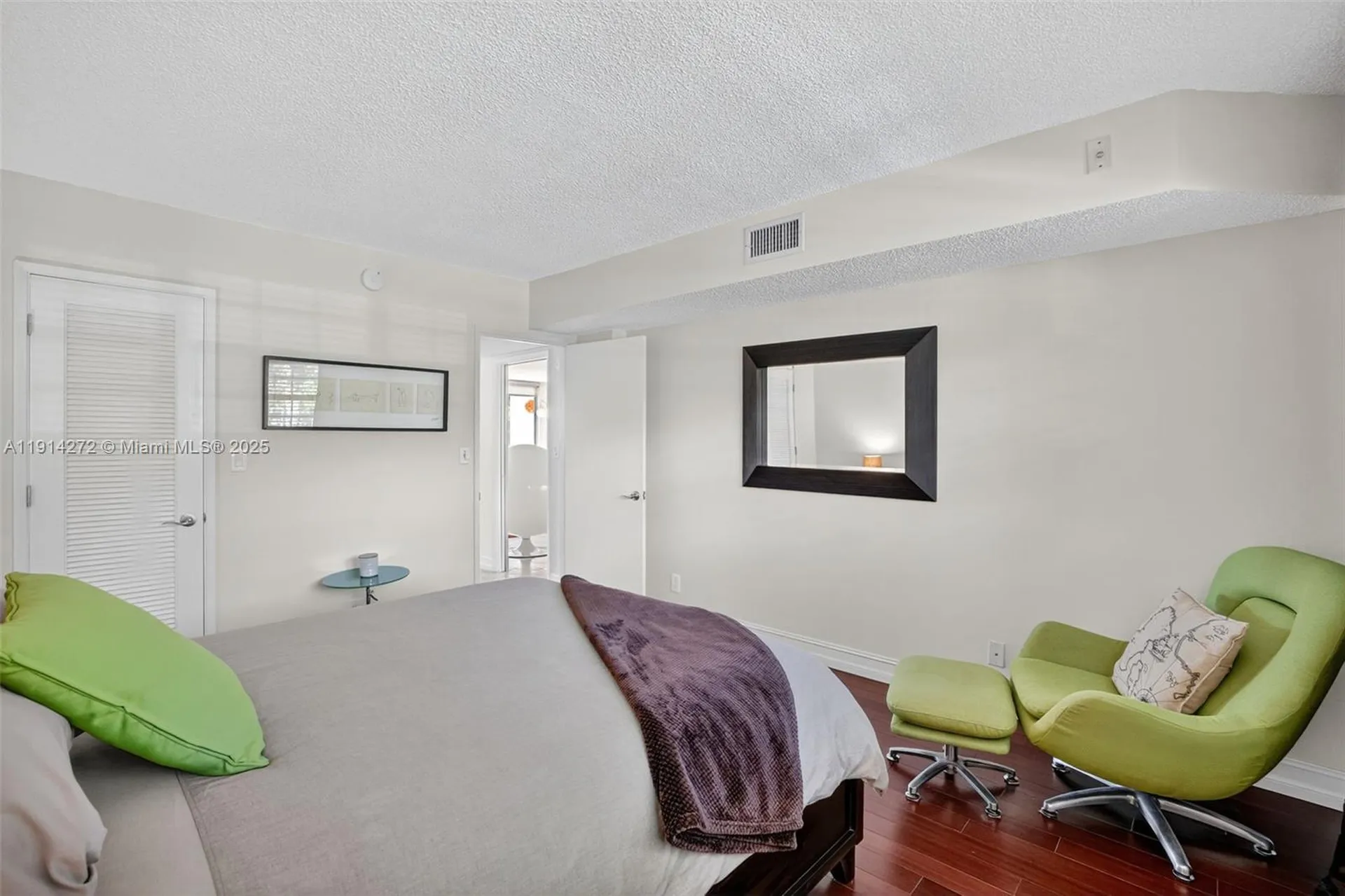 3611 Oaks Clubhouse Drive Pompano Beach FL 33069