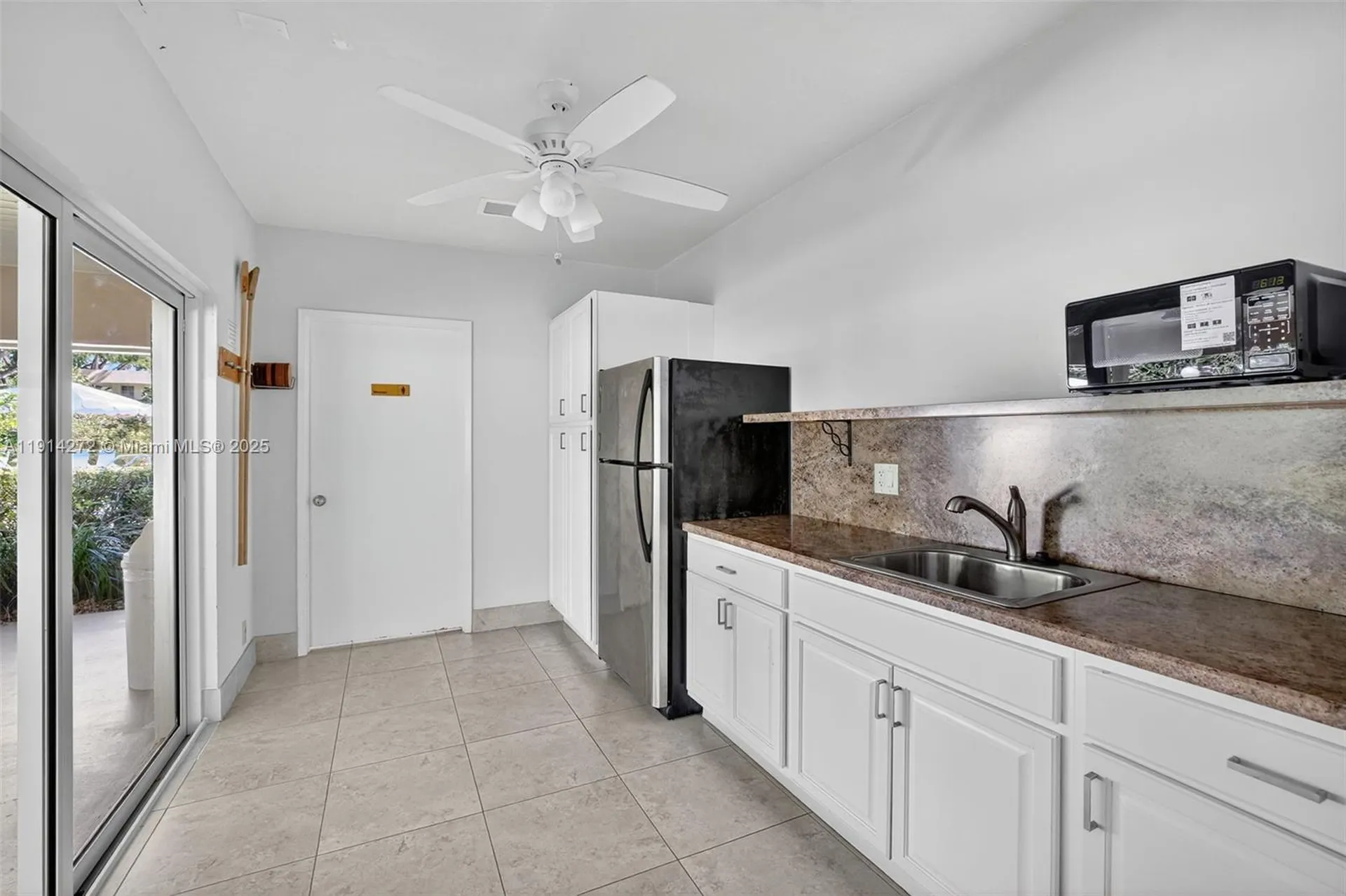 3611 Oaks Clubhouse Drive Pompano Beach FL 33069