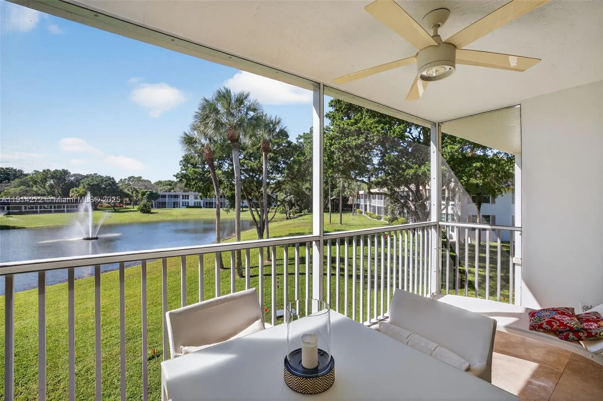 3611 Oaks Clubhouse Drive Pompano Beach FL 33069