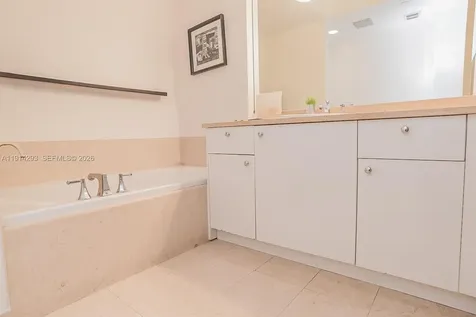 19900 E Country Club Drive Aventura FL 33180