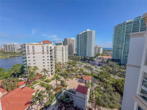 19900 E Country Club Drive Aventura FL 33180
