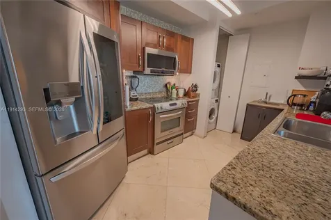 19900 E Country Club Drive Aventura FL 33180