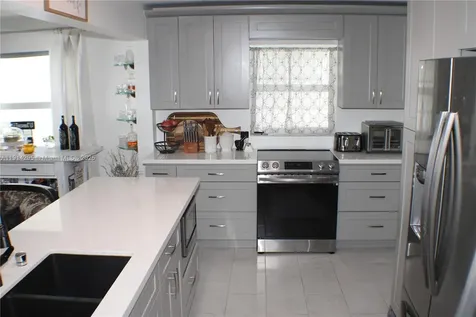 1511 Alfred Drive Boynton Beach FL 33426