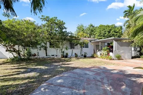 16050 NE 8th Court North Miami Beach FL 33162
