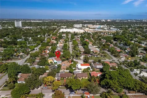 16050 NE 8th Court North Miami Beach FL 33162
