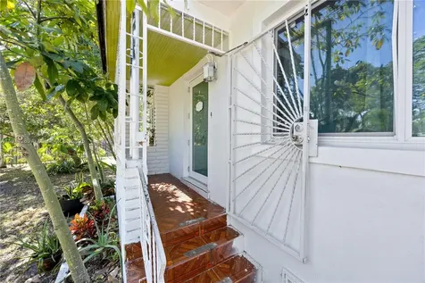 16050 NE 8th Court North Miami Beach FL 33162