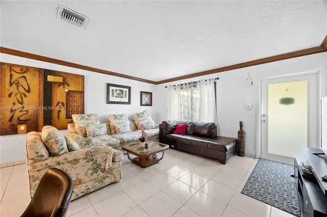 16050 NE 8th Court North Miami Beach FL 33162