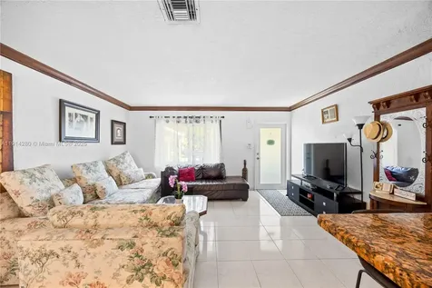 16050 NE 8th Court North Miami Beach FL 33162