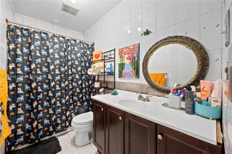 16050 NE 8th Court North Miami Beach FL 33162