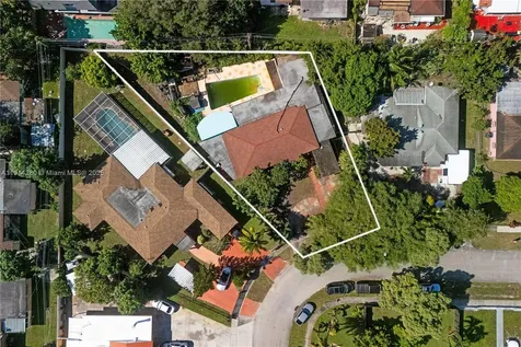 16050 NE 8th Court North Miami Beach FL 33162