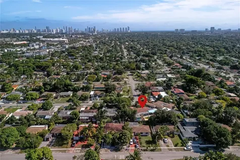 16050 NE 8th Court North Miami Beach FL 33162