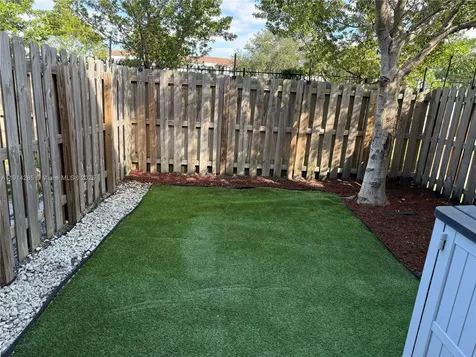 685 NE 208th Terrace Miami FL 33179