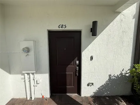 685 NE 208th Terrace Miami FL 33179