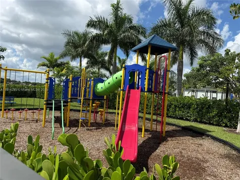 685 NE 208th Terrace Miami FL 33179