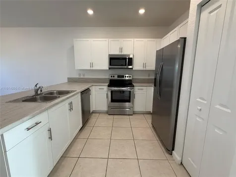 685 NE 208th Terrace Miami FL 33179