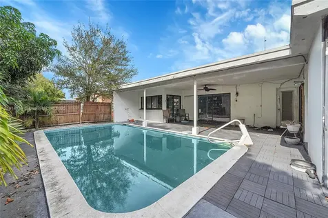 7916 Miramar Parkway Miramar FL 33023