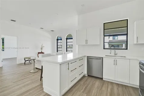 8371 SW 122nd Street Miami FL 33156