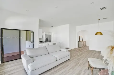 8371 SW 122nd Street Miami FL 33156