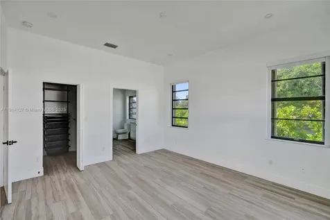 8371 SW 122nd Street Miami FL 33156