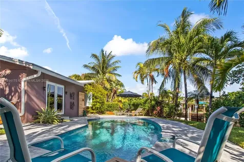 3460 NE 17th Way Oakland Park FL 33334