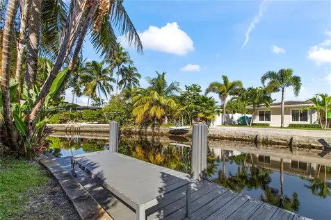 3460 NE 17th Way Oakland Park FL 33334