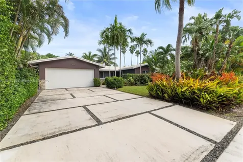 3460 NE 17th Way Oakland Park FL 33334