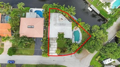3460 NE 17th Way Oakland Park FL 33334