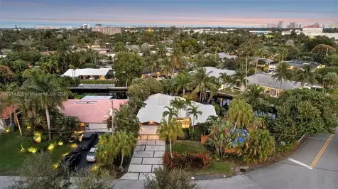 3460 NE 17th Way Oakland Park FL 33334