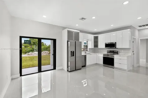 3919 SW 8th Street Lehigh Acres FL 33976