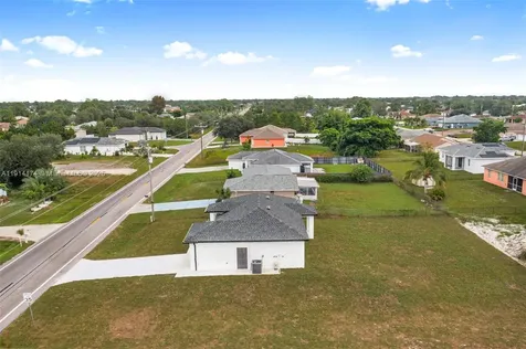 3919 SW 8th Street Lehigh Acres FL 33976