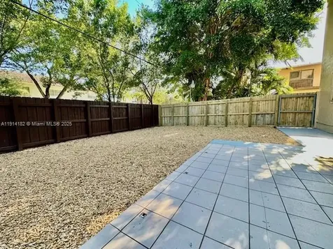 10851 SW 2nd Street Sweetwater FL 33174