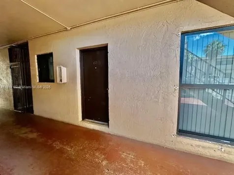 10851 SW 2nd Street Sweetwater FL 33174