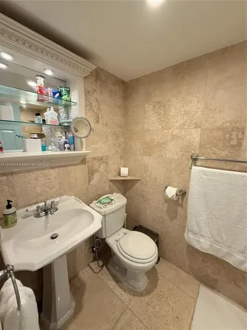180 Isle Of Venice Drive Fort Lauderdale FL 33301