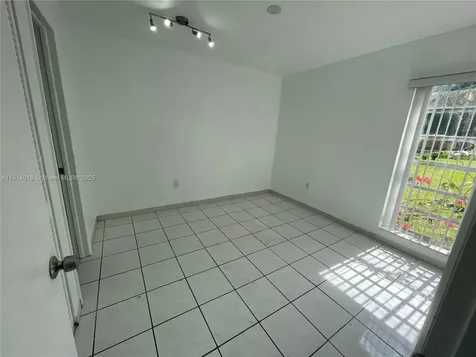 4719 NW 7th Street Miami FL 33126