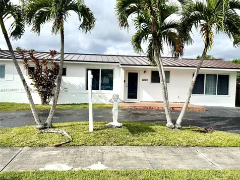 2914 SW 92nd Court Miami FL 33165