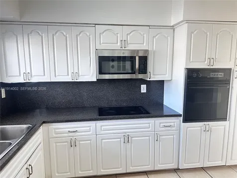 2914 SW 92nd Court Miami FL 33165