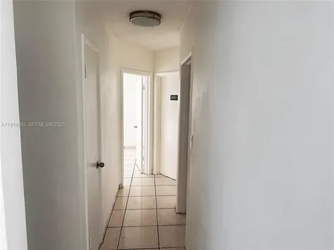 2914 SW 92nd Court Miami FL 33165