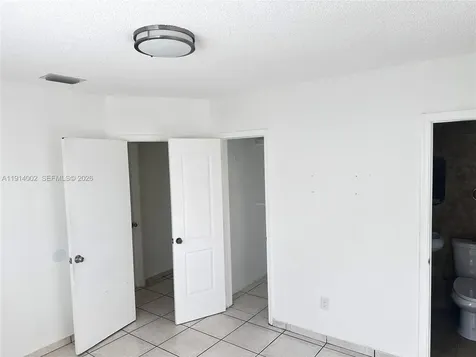 2914 SW 92nd Court Miami FL 33165