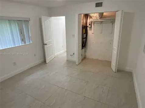 2914 SW 92nd Court Miami FL 33165