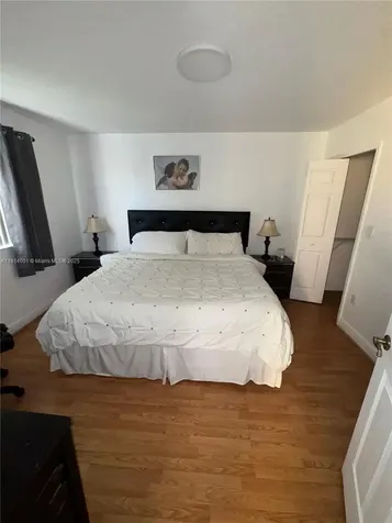 21130 SW 87th Avenue Cutler Bay FL 33189