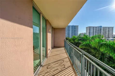 17555 Atlantic Boulevard Sunny Isles Beach FL 33160