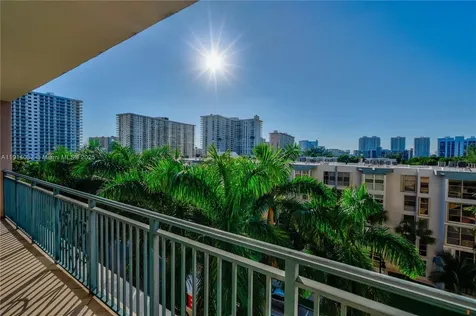 17555 Atlantic Boulevard Sunny Isles Beach FL 33160