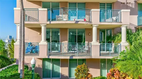17555 Atlantic Boulevard Sunny Isles Beach FL 33160