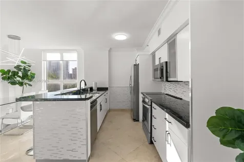 17555 Atlantic Boulevard Sunny Isles Beach FL 33160